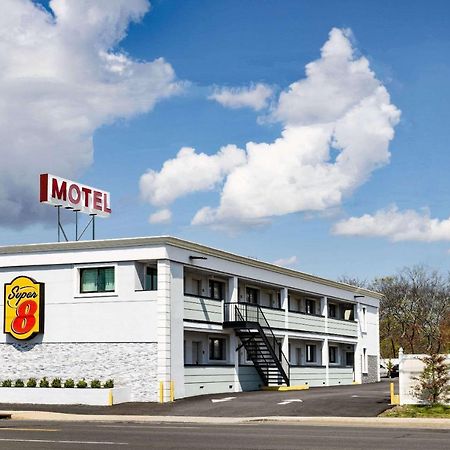 Super 8 By Wyndham Lindenhurst Kültér fotó