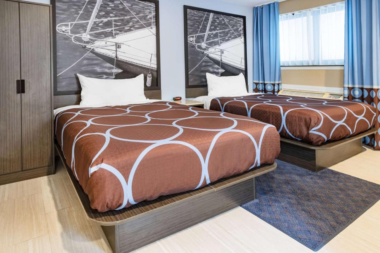 Super 8 By Wyndham Lindenhurst Kültér fotó